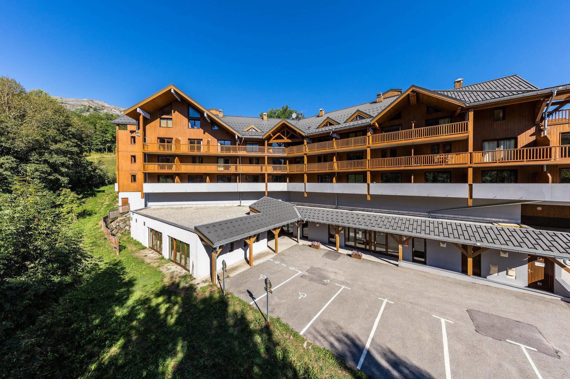 Noemys Terrasses De La Toussuire Aparthotel Saint-Pancrace  Exterior photo
